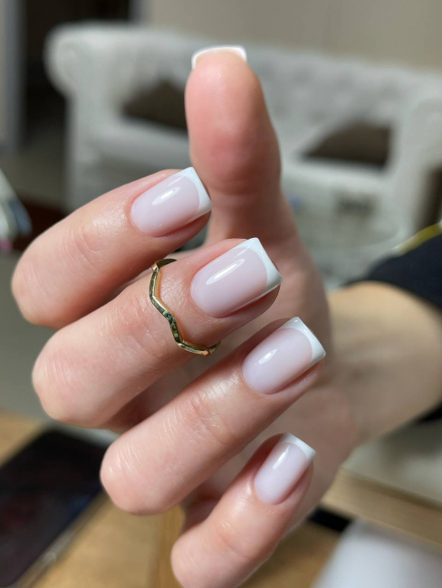 moonnails base coconut